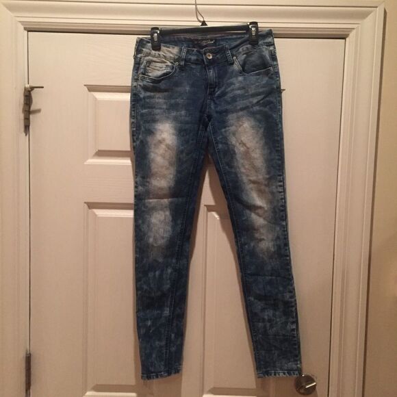 Lovesick Acid Wash Distressed Jeans - Picture 1 of 5